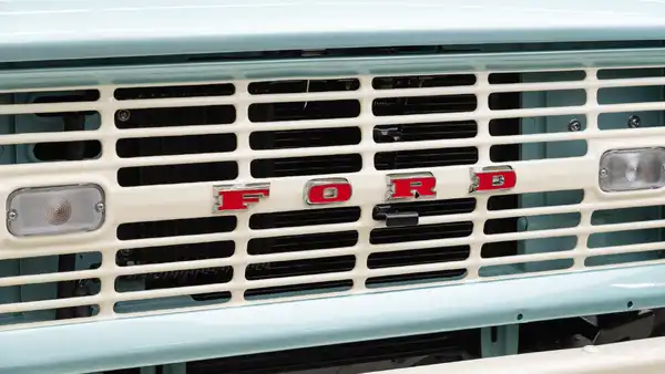 1976 Classic Ford Bronco_25 Exterior 
