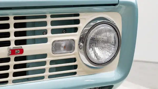 1976 Classic Ford Bronco_24 Exterior 
