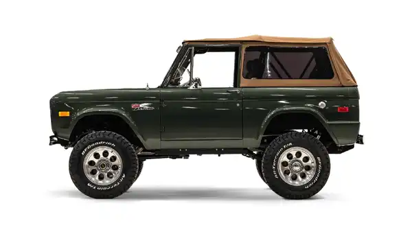 1974 Classic Ford Bronco_2 Drivers Side 