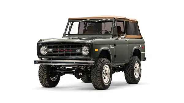 1974 Classic Ford Bronco_4 Drivers Side Front 