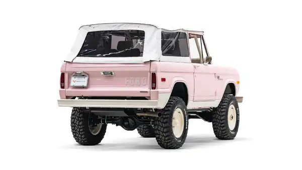 1968 Classic Ford Bronco_10 Passenger Side Rear