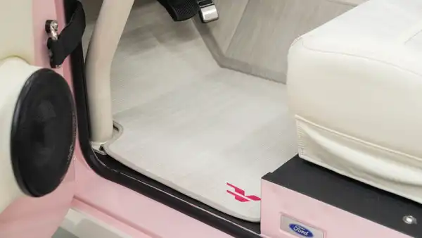 1968 Classic Ford Bronco_16 Interior