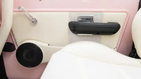 1968 Classic Ford Bronco_18 Interior