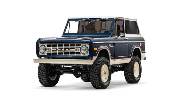 1968 Classic Ford Bronco_4 Drivers Side Front 