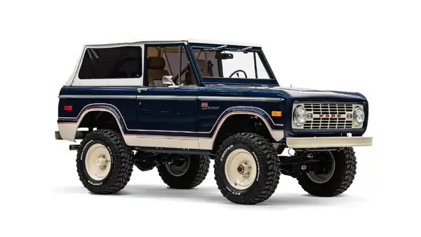 1968 Classic Ford Bronco_7 Passenger Side Front  3.4