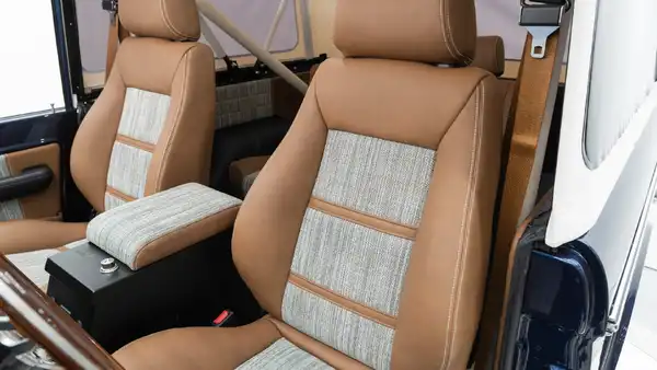 1968 Classic Ford Bronco_18 Interior