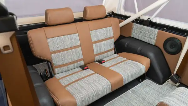 1968 Classic Ford Bronco_22 Rear Interior