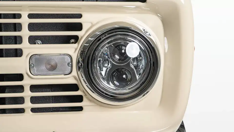 1974_Harvest Moon_0026_Headlight