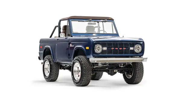 1974_Swatters Blue_0000_Passenger Side Front