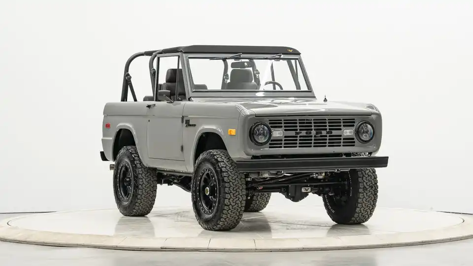 1976 Ford Bronco Arabian Gray_3 Drivers Side Front 3.4