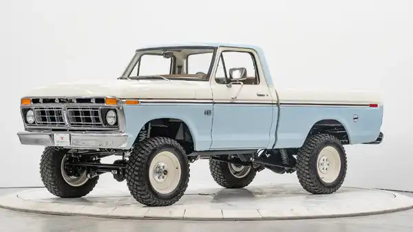 1976 Ford F150 For Sale_3 Drivers Side Front 3.4