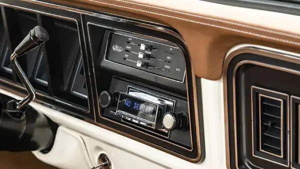 1976 Ford F150 For Sale_20 Interior