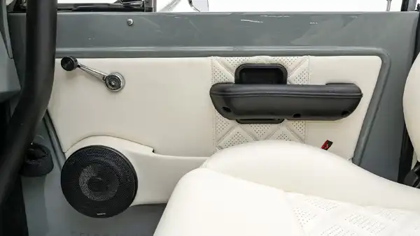 1966 Ford Bronco For Sale_19 Interior