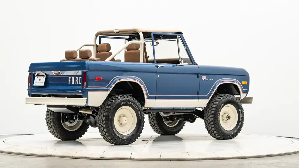 1972 Vintage Ford Bronco For Sale_9 Passenger Side Rear 3