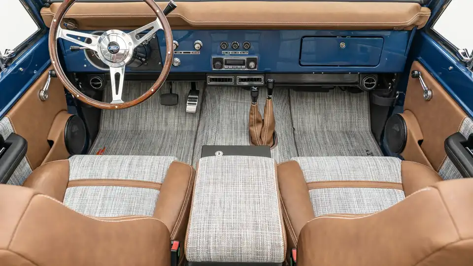 1973 Vintage Ford Bronco For Sale_ 14 15 Driver Side Interior