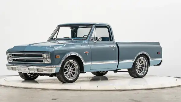 1971 Chevrolet C10 Truck_3 Drivers Side Front 3.4