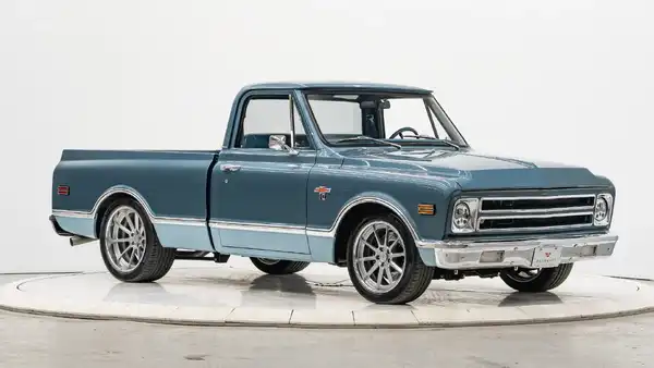 1971 Chevrolet C10 Truck_7 Passenger Side Front  3.4