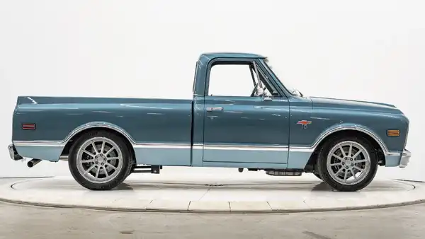 1971 Chevrolet C10 Truck_8 Passenger Side