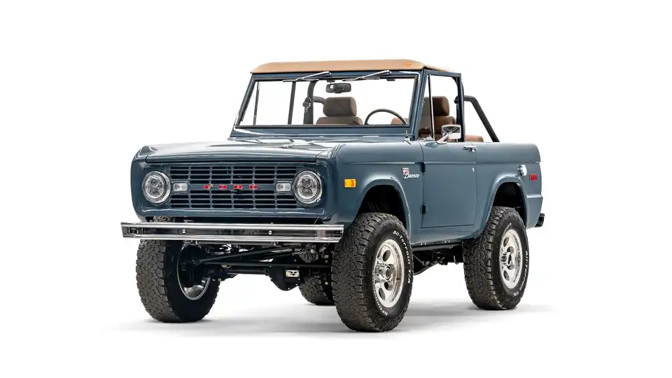 Velocity 1971 Ford Bronco_4 Drivers Side Front 