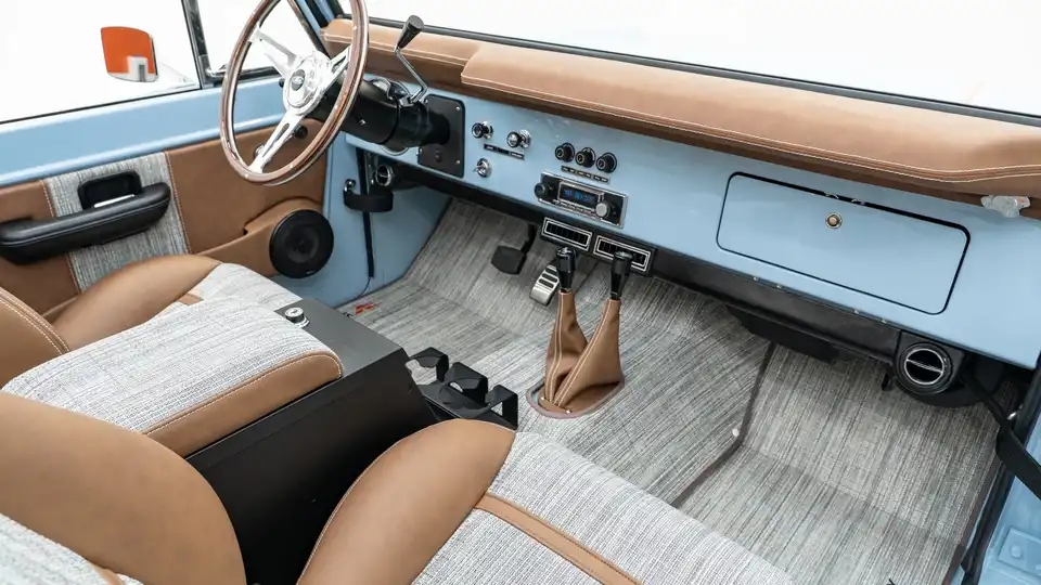 1974 Vintage Ford Bronco For Sale_18 Passenger Side Interior