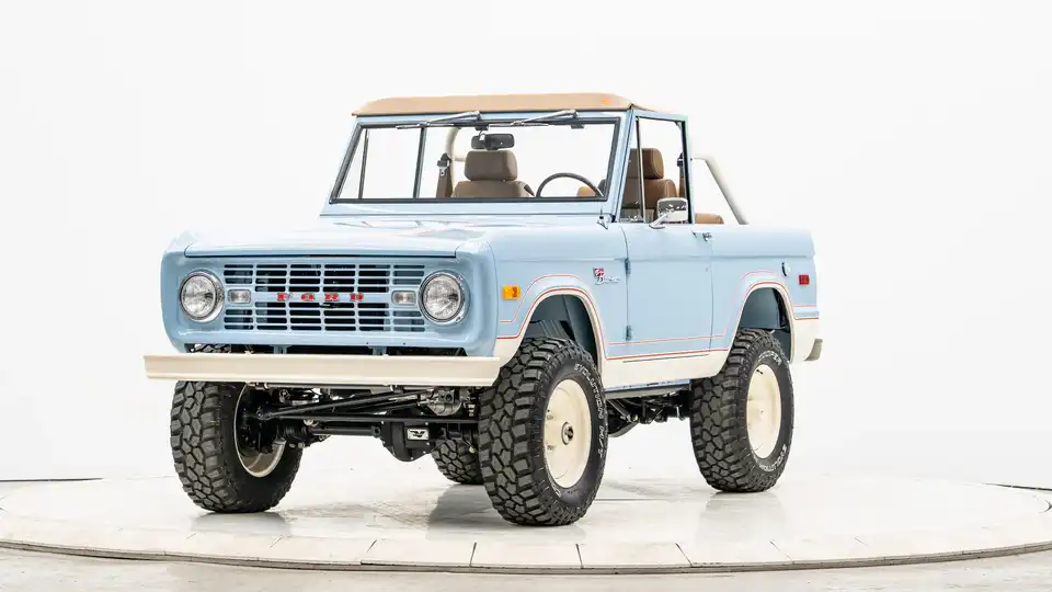 1974 Vintage Ford Bronco For Sale_4 Drivers Side Front 