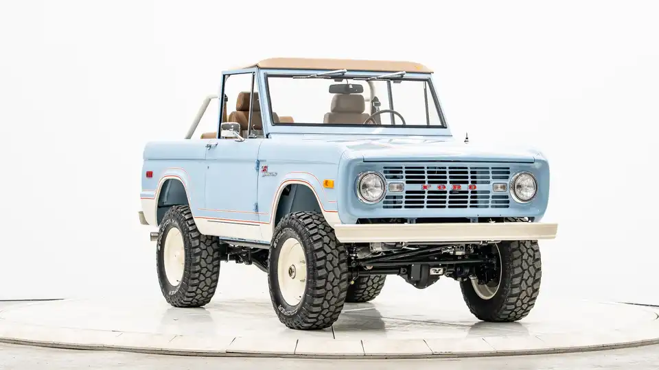 1974 Vintage Ford Bronco For Sale_6 Passenger Side Front 