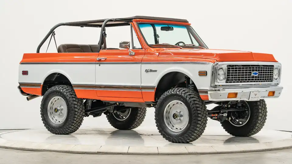 1969 Hugger Orange Chevy K5 Blazer For Sale_7 Passenger Side Front  3.4