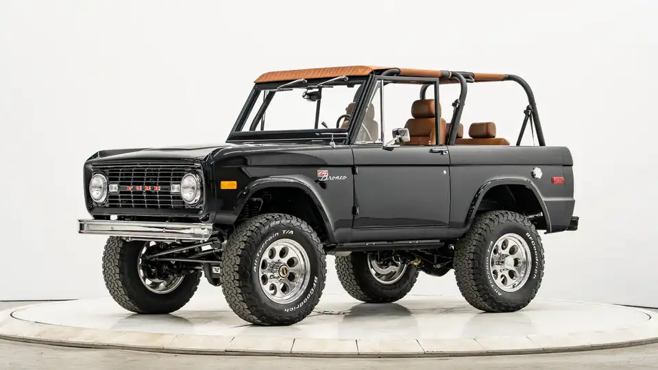 1974 Black Ford Bronco_3 Drivers Side Front 3.4