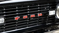 1974 Black Ford Bronco_25 Exterior 