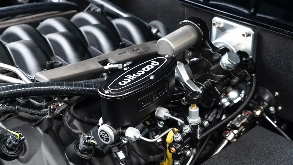 1974 Black Ford Bronco_28 V8 Coyote Engine