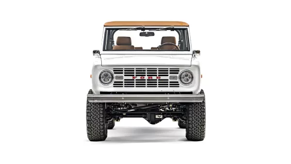 1976_Oxford White_0011_Front Grille