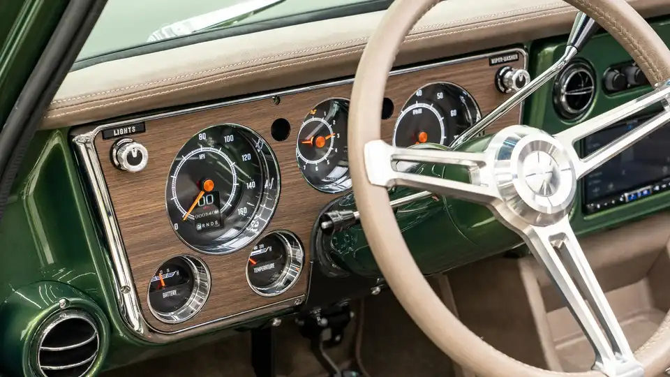 1971 Chevy K5 Blazer For Sale_15 Dakota Digital Gauges
