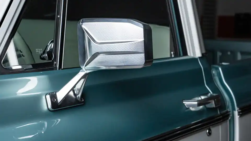 Classic Chevy K10 Truck_25 Exterior 