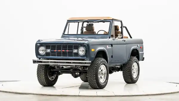 1977 Ford Bronco For Sale_4 Drivers Side Front 