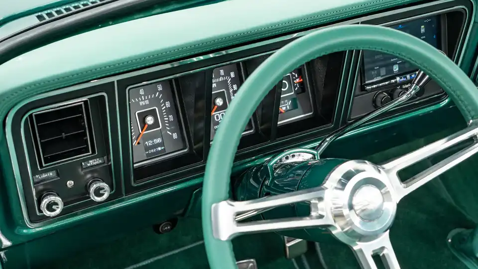 1977 Ford F150 For Sale_15 Dakota Digital Gauges