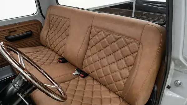 1972 Signature Series Ford F100_17 Front Interior
