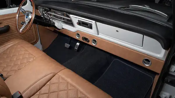 1972 Signature Series Ford F100_18 Passenger Side Interior