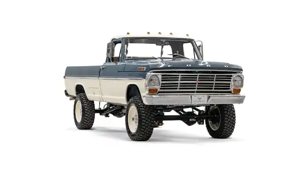 1967 Ford F250_6 Passenger Side Front 