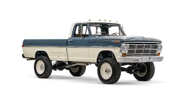 1967 Ford F250_7 Passenger Side Front  3.4