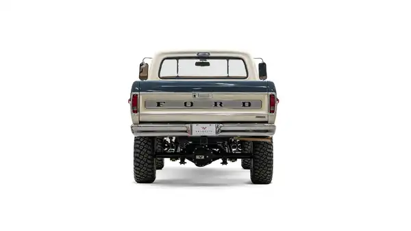 1967 Ford F250_11 Rear Tailgate