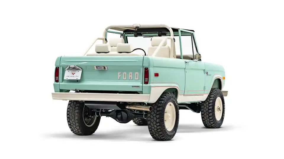 1969 Ford Bronco_9 Passenger Side Rear 3