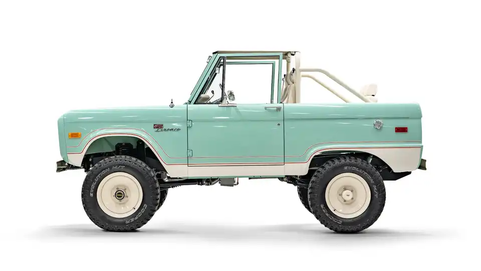 1969 Ford Bronco_2 Drivers Side 