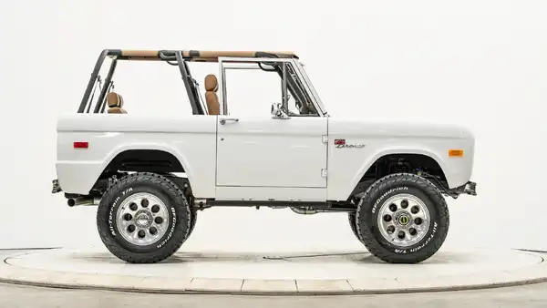 1968 Ford Bronco For Sale_8 Passenger Side