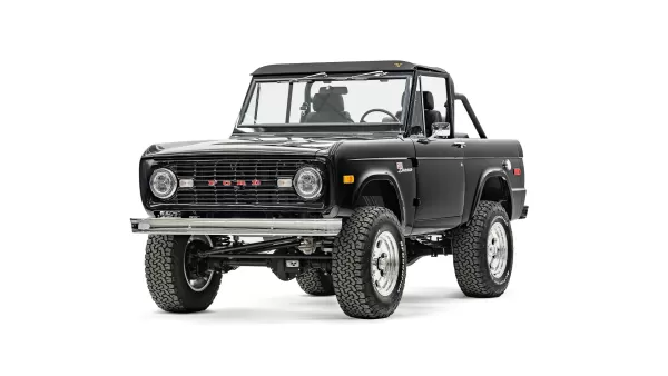 1975_Black_Bronco_0010_Driver Side Front