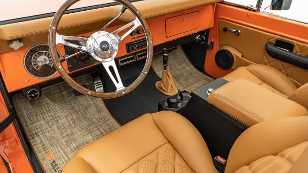 1973_Pearl Orange_Bronco_0023_Driver Side Double Diamond Interior