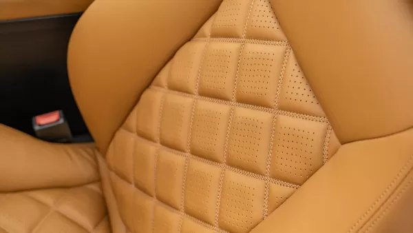 1973_Pearl Orange_Bronco_0024_Double Diamond Driver Seat Detail View 1