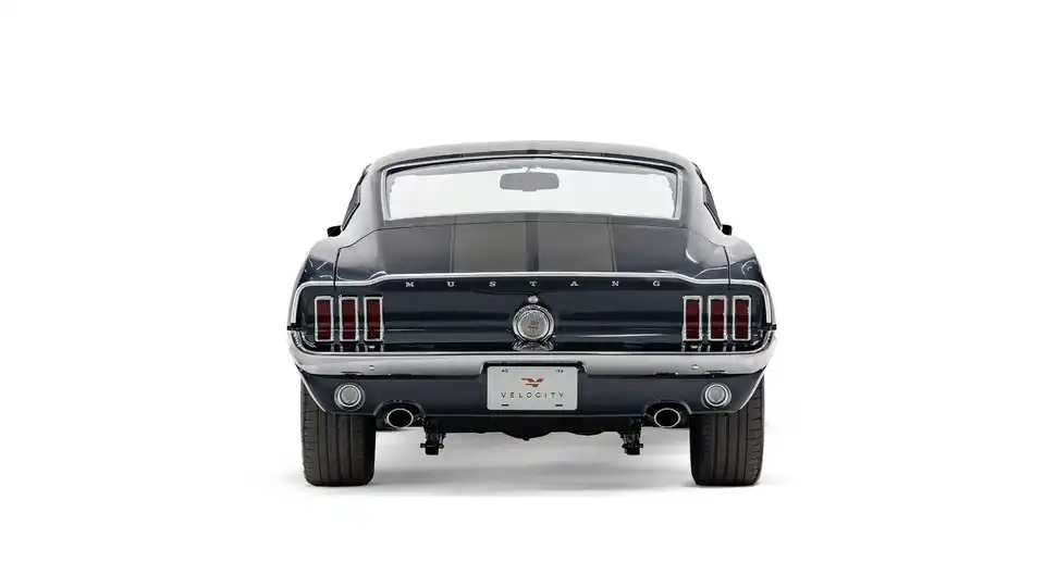 1968 Classic Ford Mustang Fastback_11 Rear Tailgate