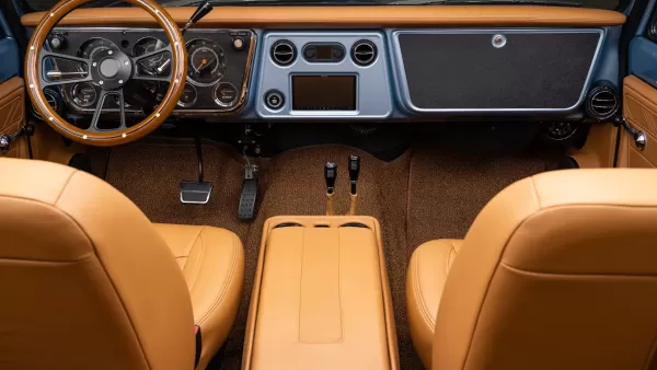 1970 Chevrolet K5 Blazer_17 Front Interior