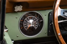 1970 Velocity Classic Frod Bronco_15 Dakota Digital Gauges