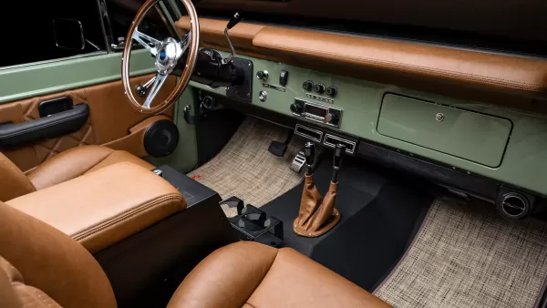 1970 Velocity Classic Frod Bronco_18 Passenger Side Interior